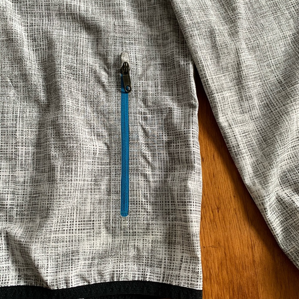 Lululemon Jacket Lightweight! - image 2